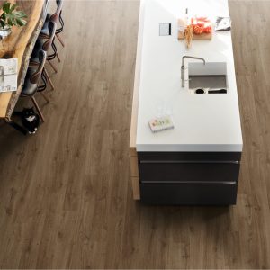 Quick-Step lamināts Eligna Newcastle oak brown EL3582 32. klase