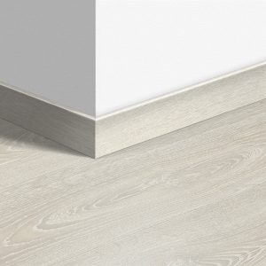 Laminēta mdf grīdlīste Quick-Step 12*58*2400mm qssk03559