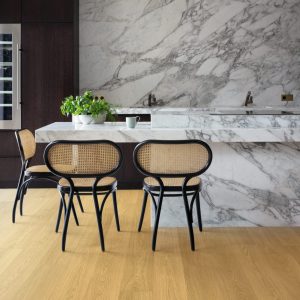 Quick-Step lamināts Signature Natural varnished oak SIG4749 32. klase