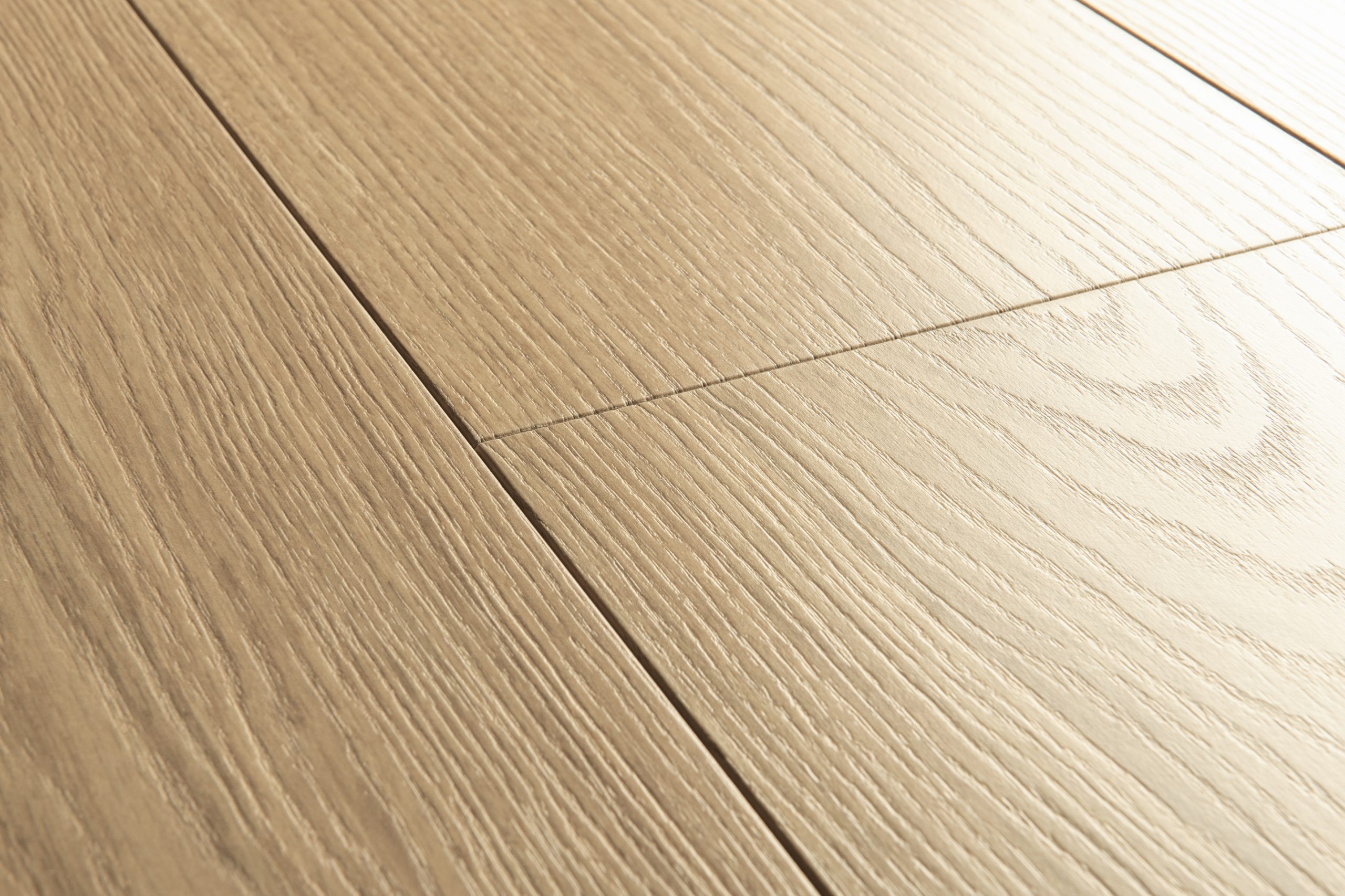 Quick-Step lamināts Signature Beige varnished oak SIG4750 32. klase