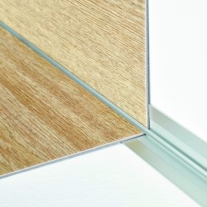 Pakāpiena iekšējais profils Moduleo līmējamām vinila grīdām