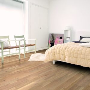 Trīsslāņu parkets Quick-Step Variano Dynamic raw oak extra matt VAR3102S