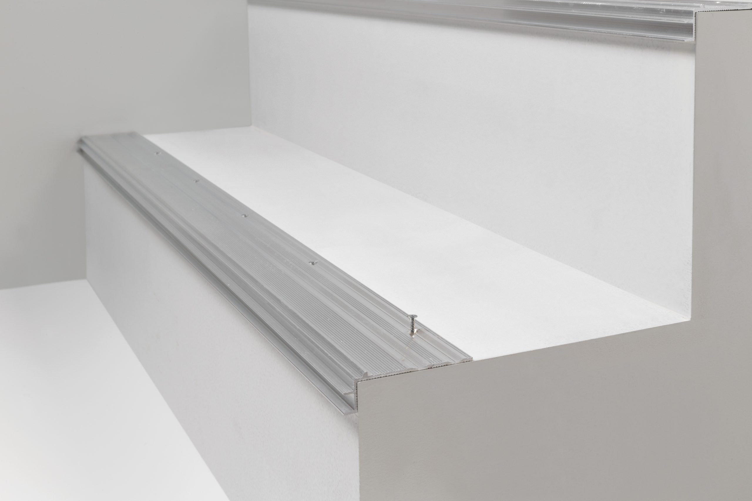 УСТАНОВКА ЛЕСТНИЦЫ INCIZO QSINCP 01