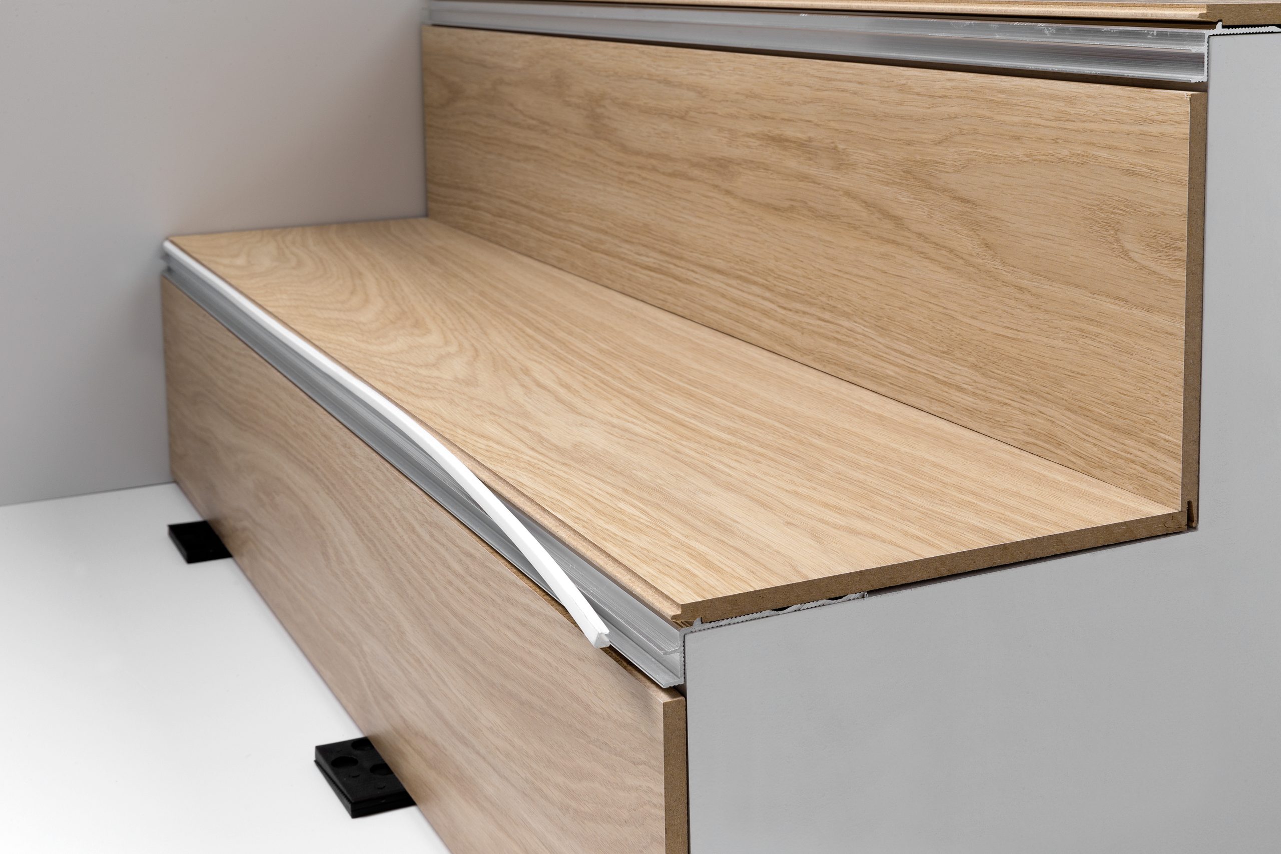 УСТАНОВКА ЛЕСТНИЦЫ INCIZO QSINCP 04