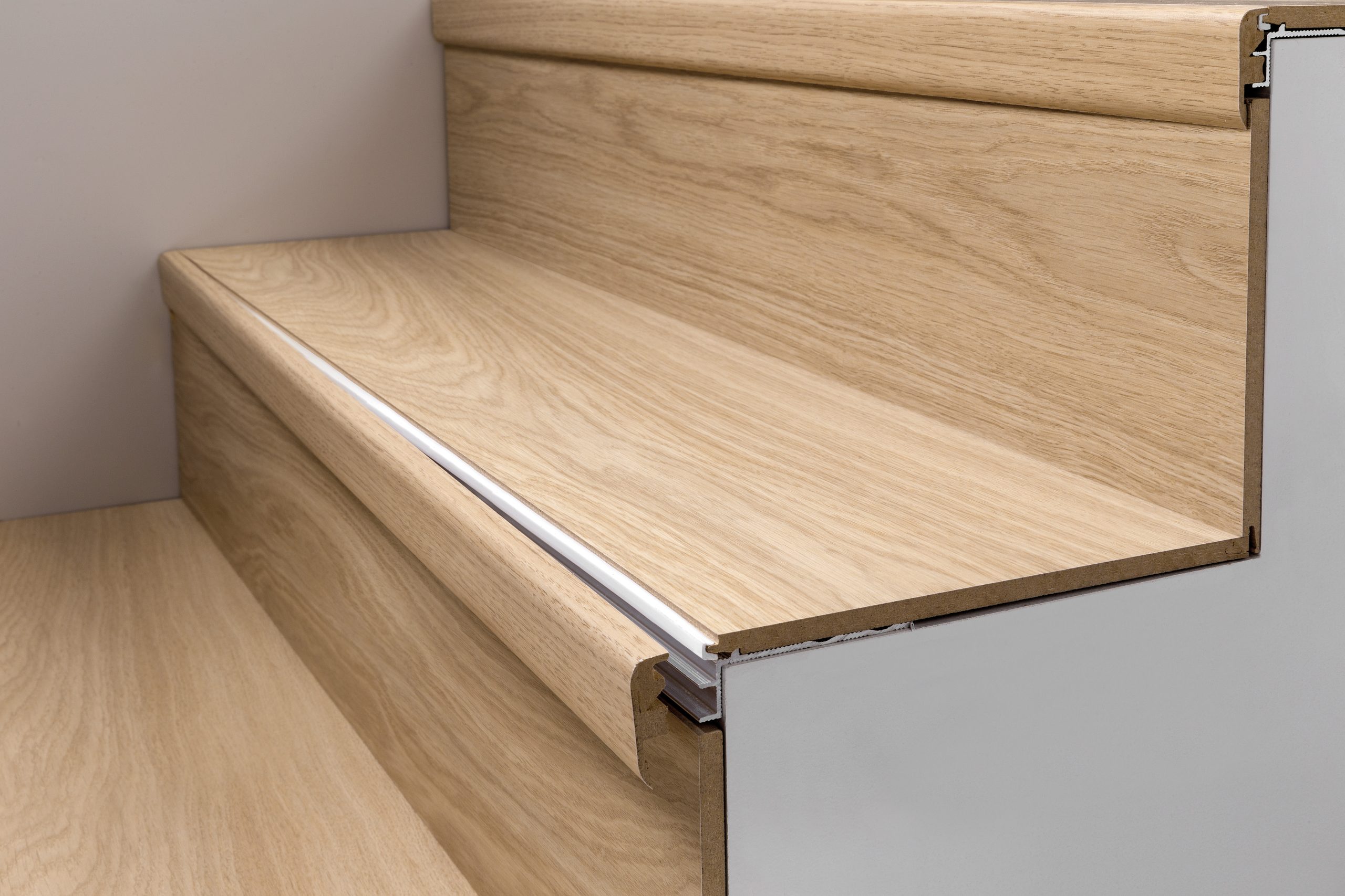 УСТАНОВКА ЛЕСТНИЦЫ INCIZO QSINCP 06