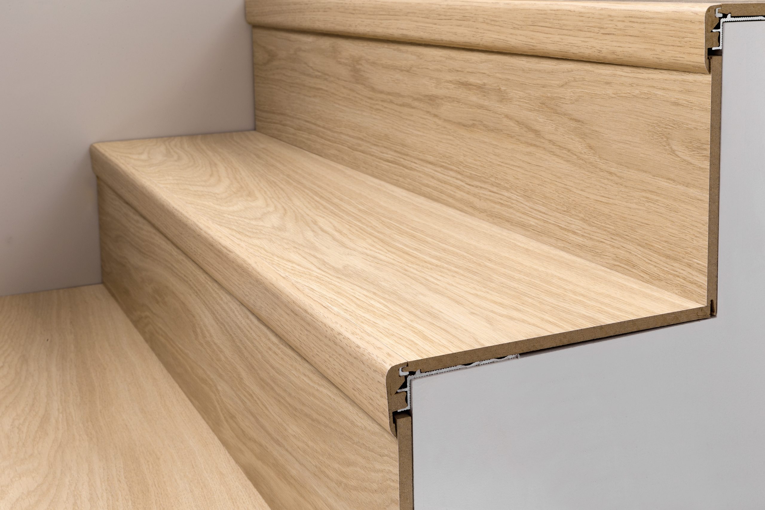 УСТАНОВКА ЛЕСТНИЦЫ INCIZO QSINCP 07