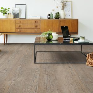vinila-grida-tarkett-brushed-pine-brown-24513004