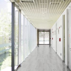 vinila-grida-tarkett-scandinavian-oak-medium-grey-24513014