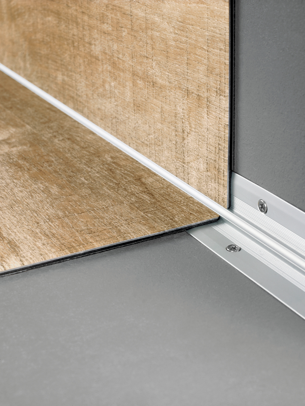 Quick-Step kāpņu iekšējais profils QSVSTPINGLUE