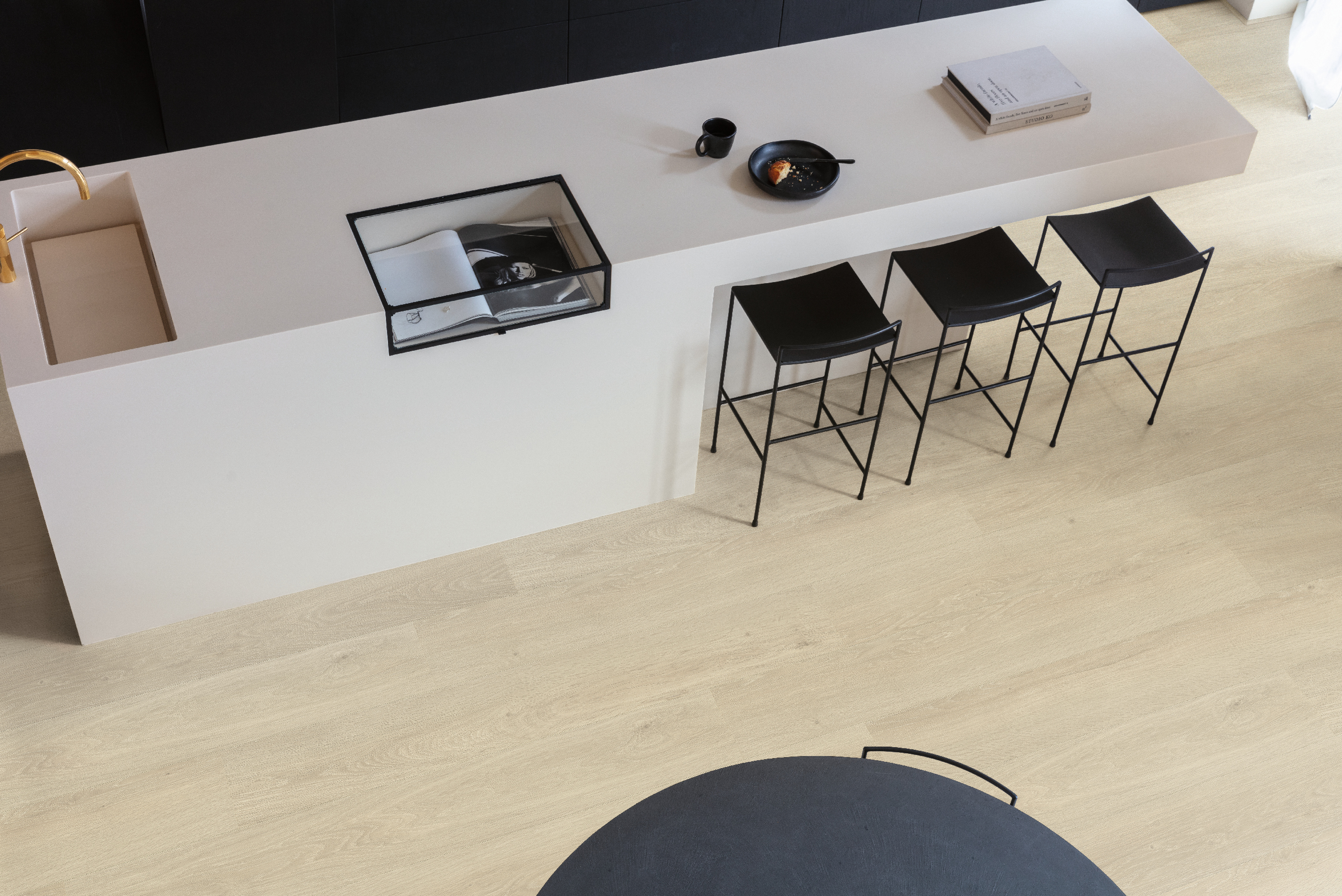 Виниловые полы Quick-Step Bloom Sea breeze дуб бежевый — изображение 4