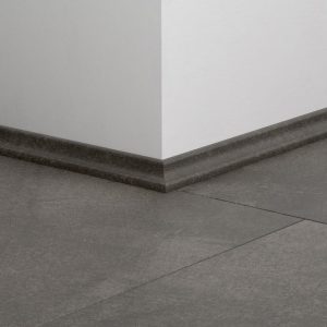 Ламинированный плинтус Quick-Step для винила 17*17*2400 мм